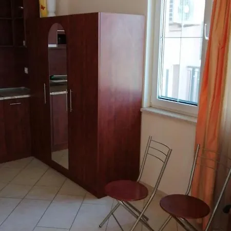 Apartment - Centre